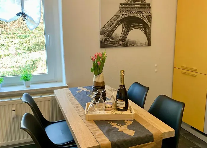 Ferienwohnung Dietel In Bad Schlema Mit Wlan Endreinigung Kurtaxe Und Waeschepaket