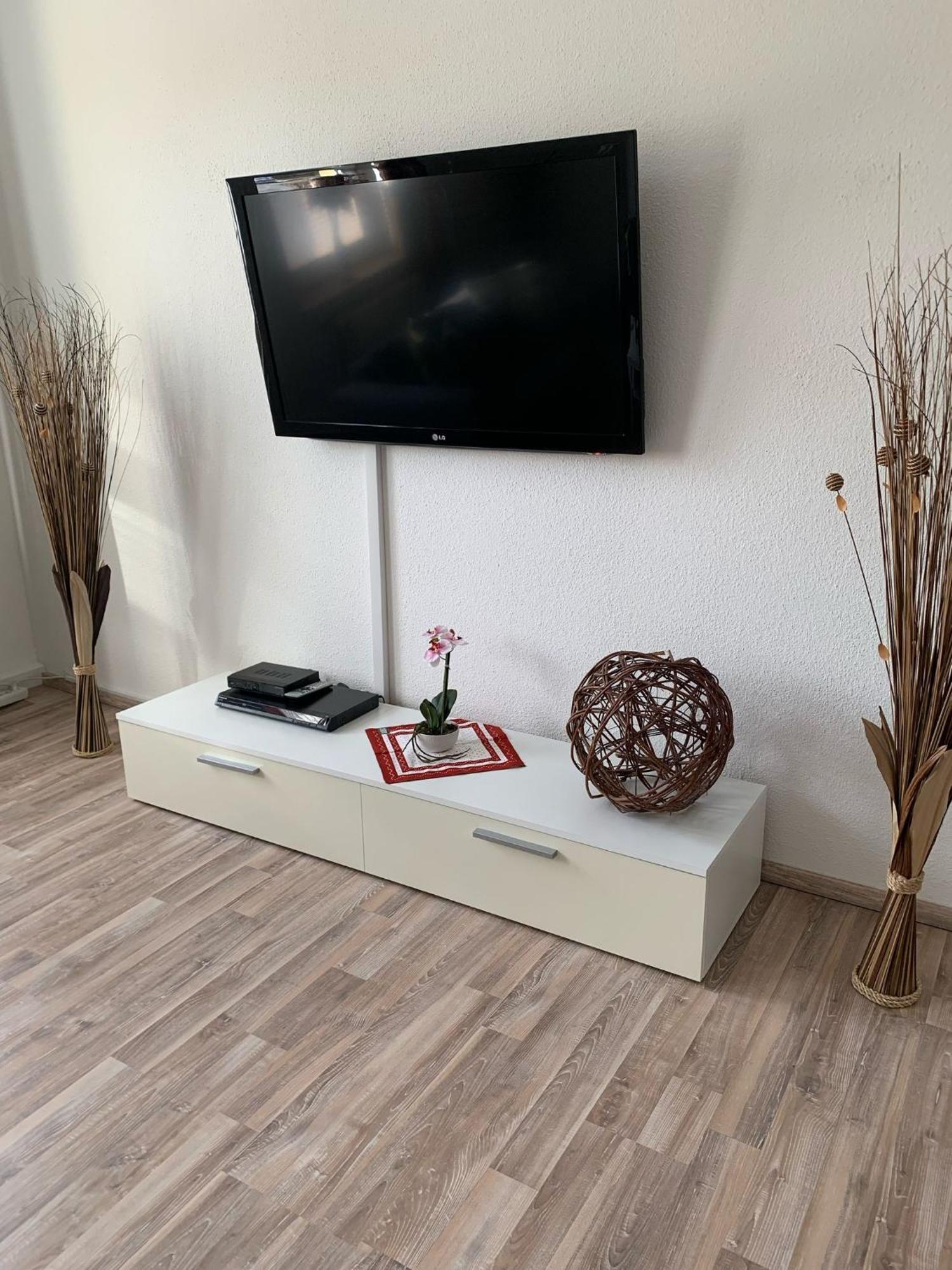 Dietel In Mit Wlan Endreinigung Kurtaxe Und Waeschepaket Bad Schlema